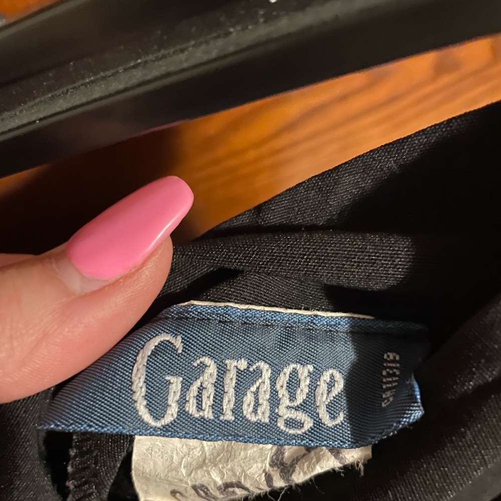 Vintage Garage mini skirt!